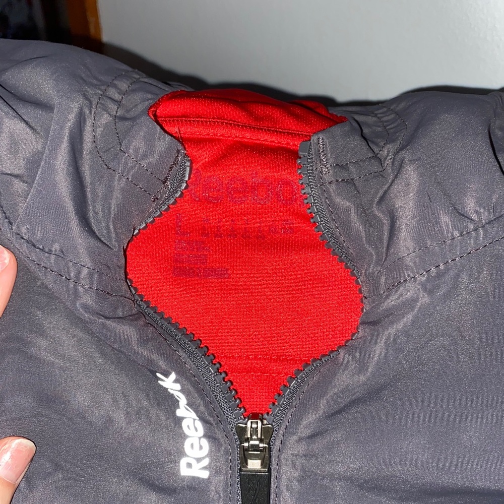 Reebok jacket - Picture 4 of 8
